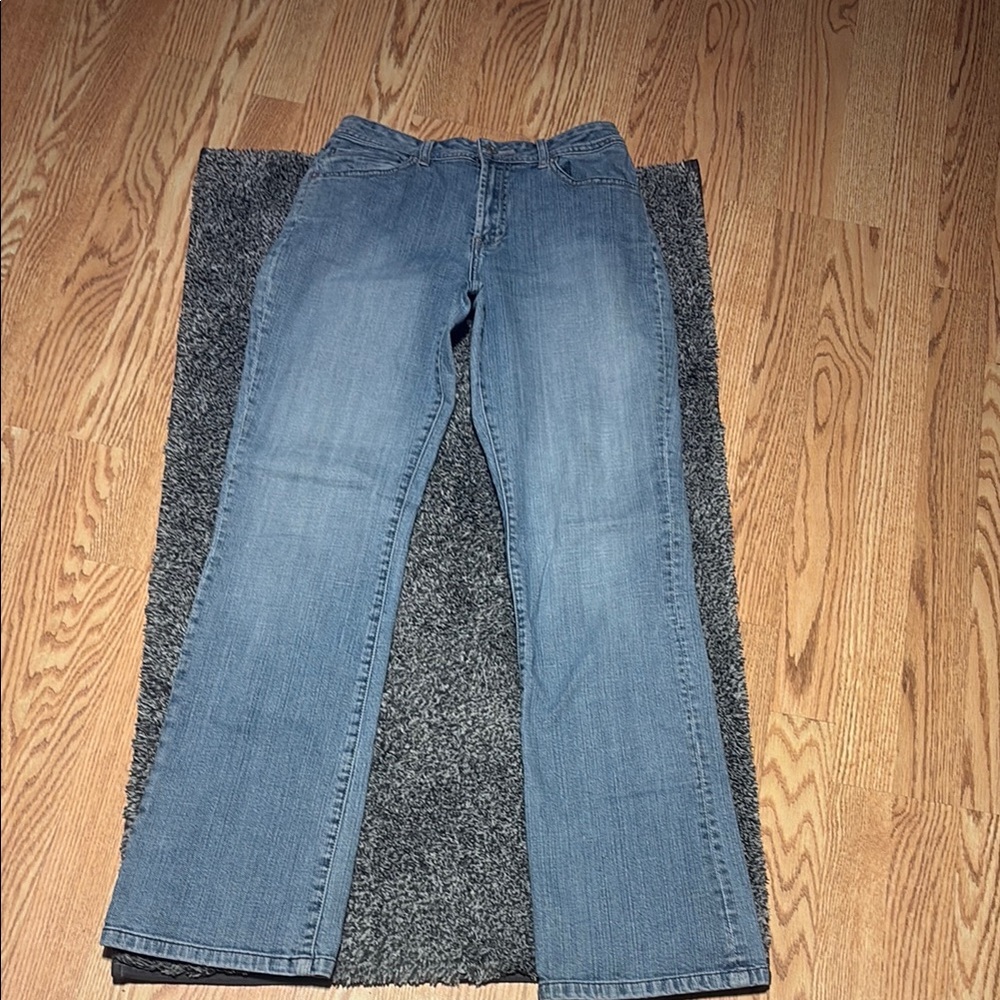 Chico stylish boot cut blue jeans.